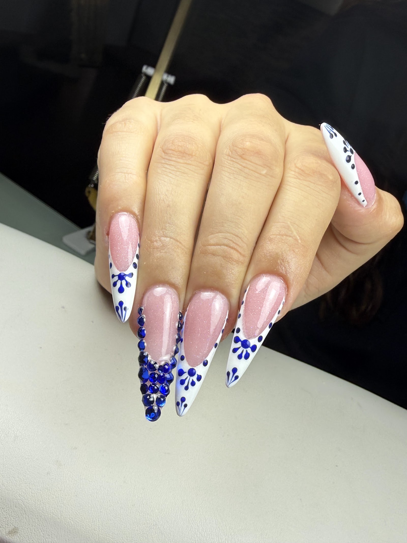 Gennysisanails nail photo 3